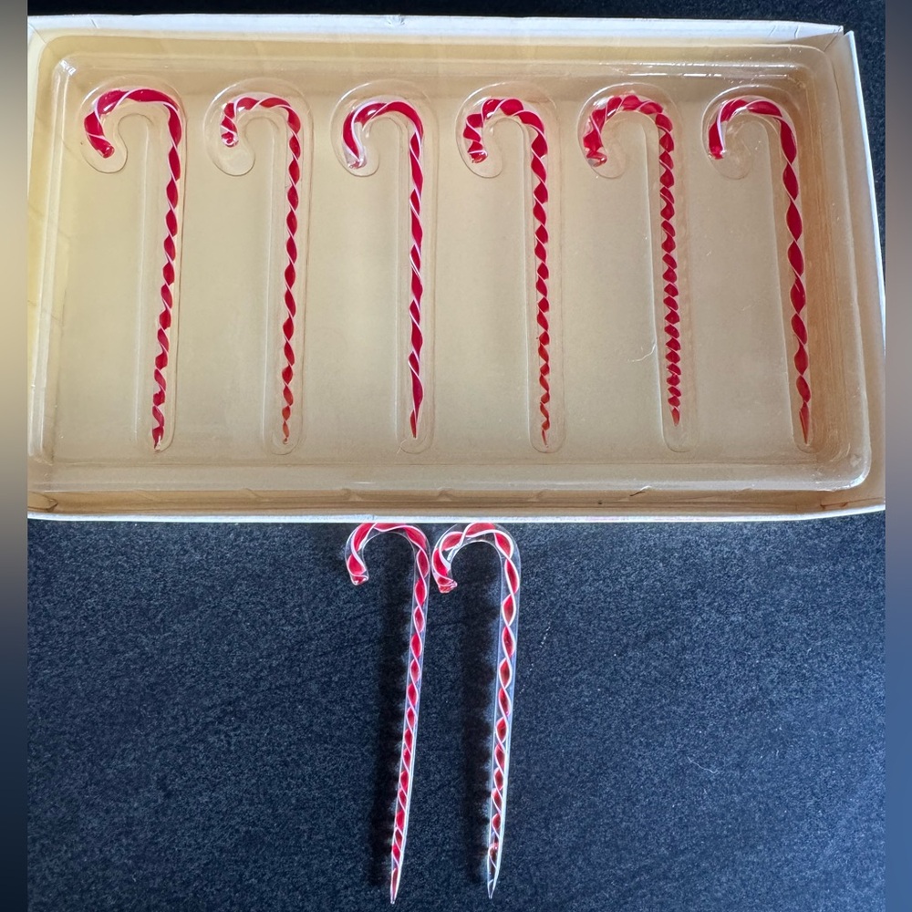 Pottery Barn Red and White l Candy Holiday Drink Picks Cocktail Stirrers